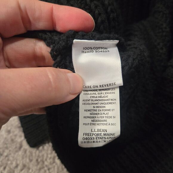 L.L. Bean Signature Sweater Vest Sleeveless Top side slit Black Knit Size Small - Picture 4 of 7
